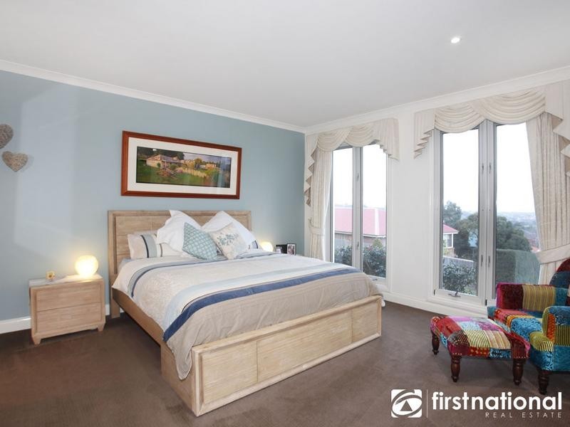 9 Emerson Court, Berwick VIC 3806