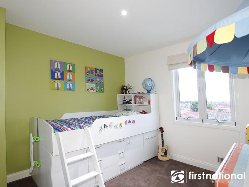 9 Emerson Court, Berwick VIC 3806