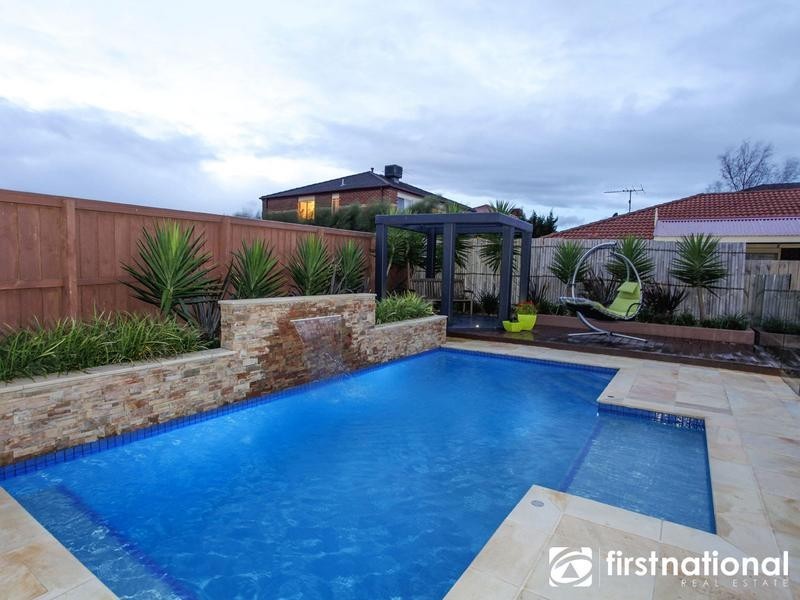 9 Emerson Court, Berwick VIC 3806