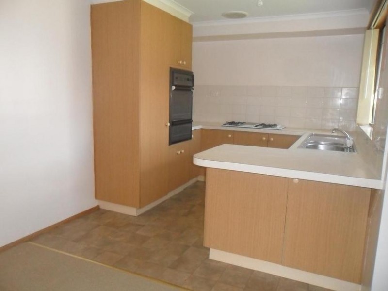 3 Foulds Court, Berwick VIC 3806