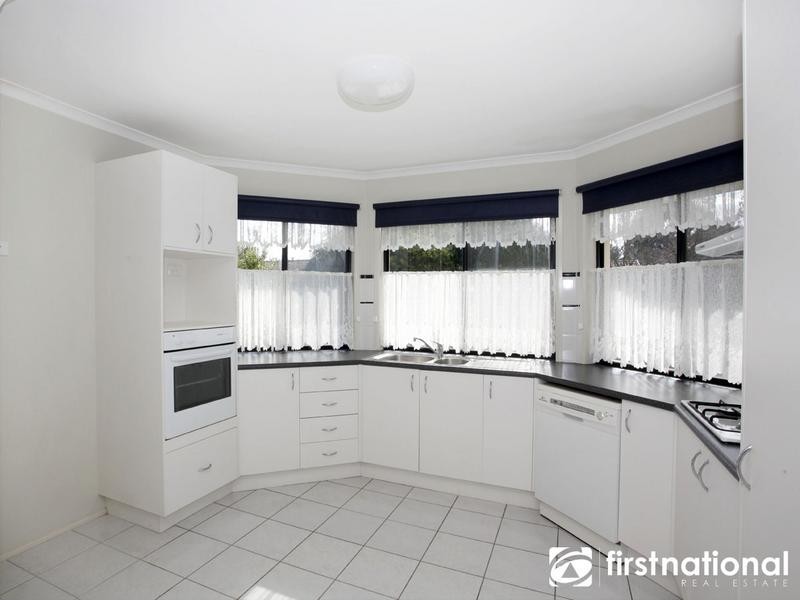 1 Grange Circuit, Beaconsfield VIC 3807