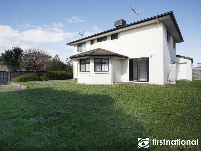 1 Grange Circuit, Beaconsfield VIC 3807