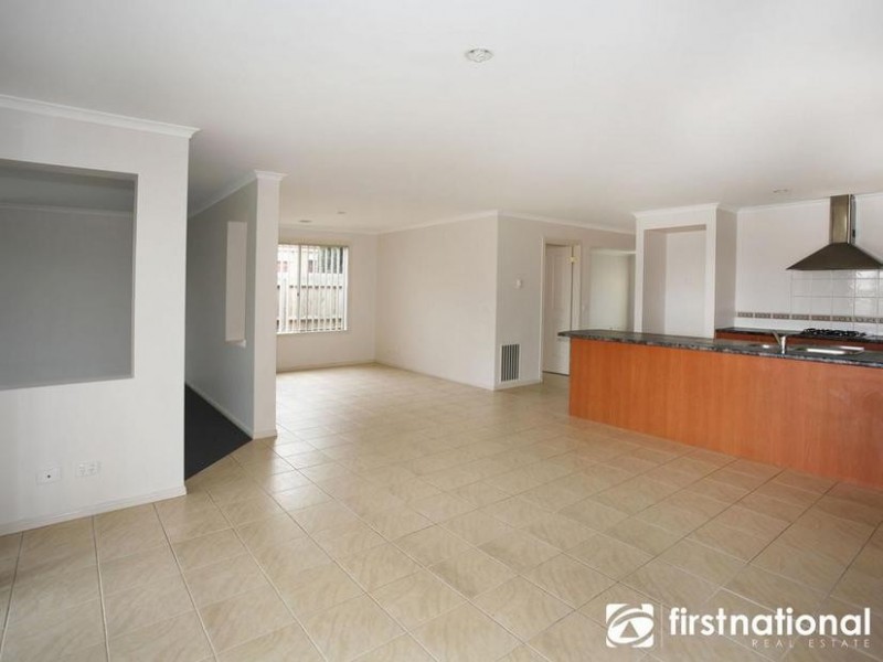 12 Park Boulevard, Pakenham VIC 3810