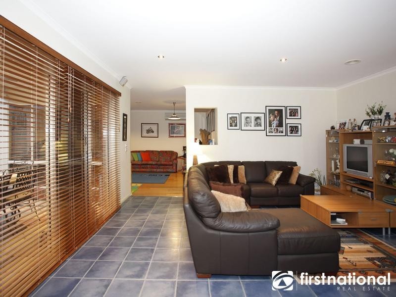 16 Ellen Road, Narre Warren South VIC 3805
