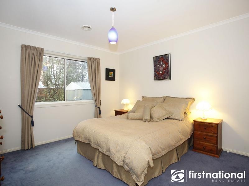 16 Ellen Road, Narre Warren South VIC 3805