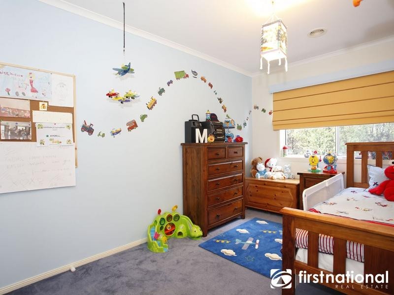 16 Ellen Road, Narre Warren South VIC 3805