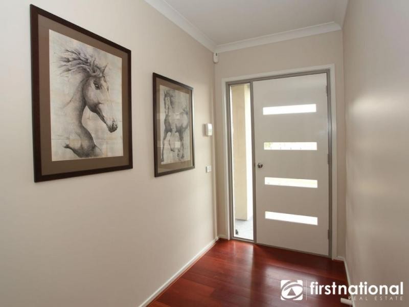 11/290 Centre Road, Narre Warren South VIC 3805