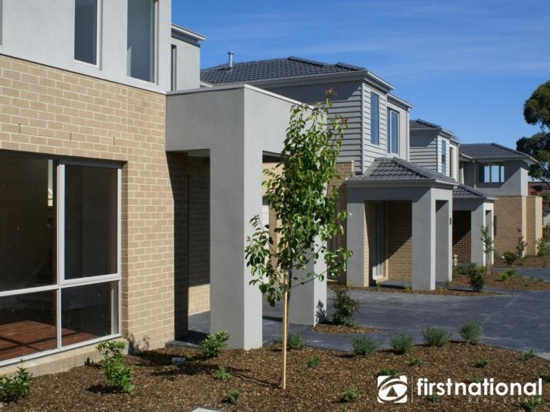 11/290 Centre Road, Narre Warren South VIC 3805