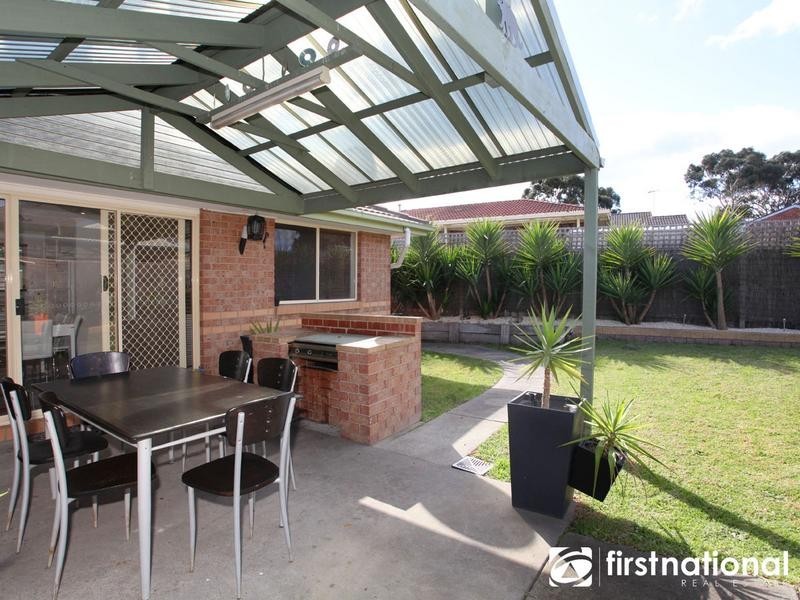 52A Lake View Drive, Narre Warren South VIC 3805