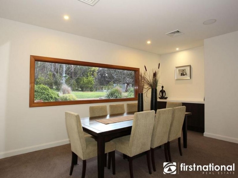 55 Buchanan Road, Berwick VIC 3806