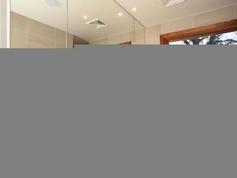 55 Buchanan Road, Berwick VIC 3806