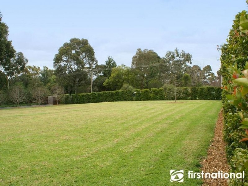 55 Buchanan Road, Berwick VIC 3806