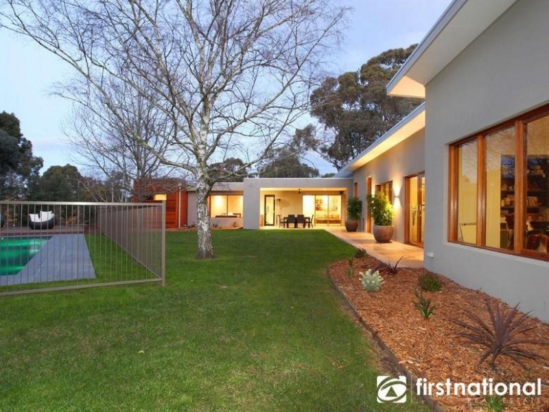 55 Buchanan Road, Berwick VIC 3806