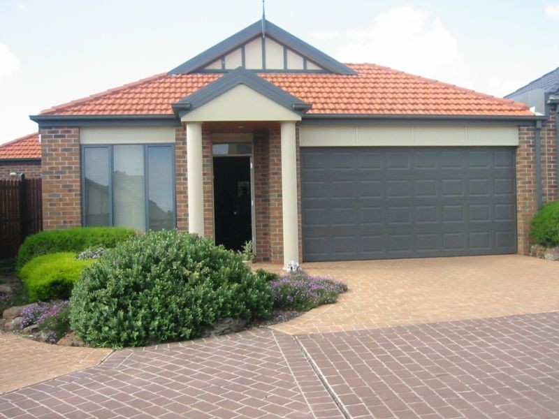 18/18-26 Marlesford Crescent, Berwick VIC 3806