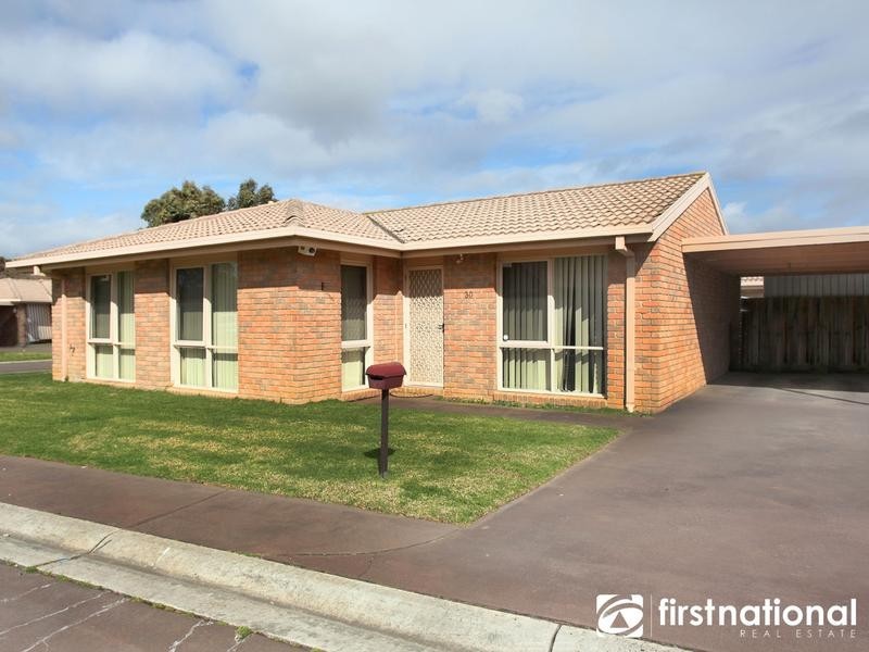 30 Warren Close, Narre Warren VIC 3805