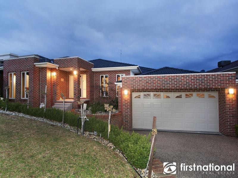 45 Leemak Crescent, Berwick VIC 3806
