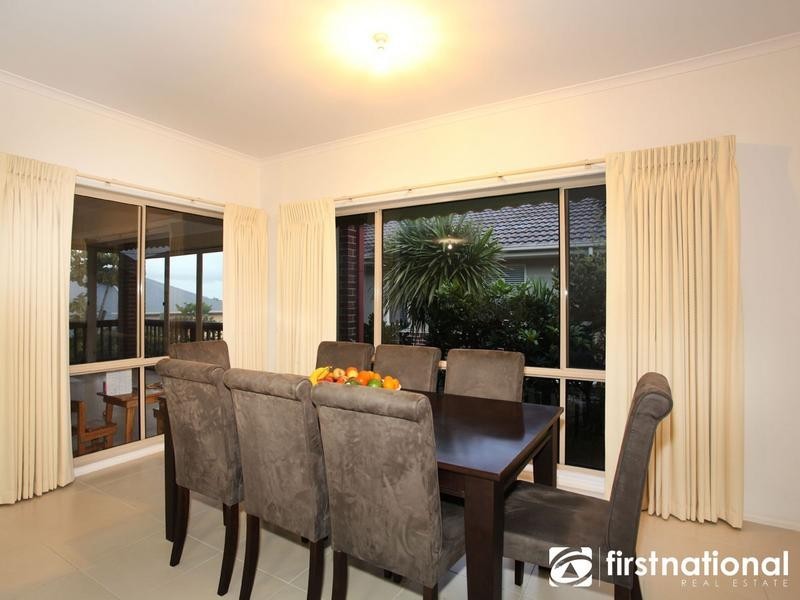 45 Leemak Crescent, Berwick VIC 3806