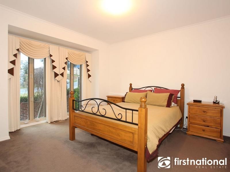 45 Leemak Crescent, Berwick VIC 3806