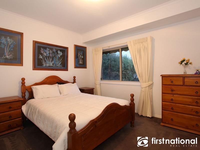 45 Leemak Crescent, Berwick VIC 3806