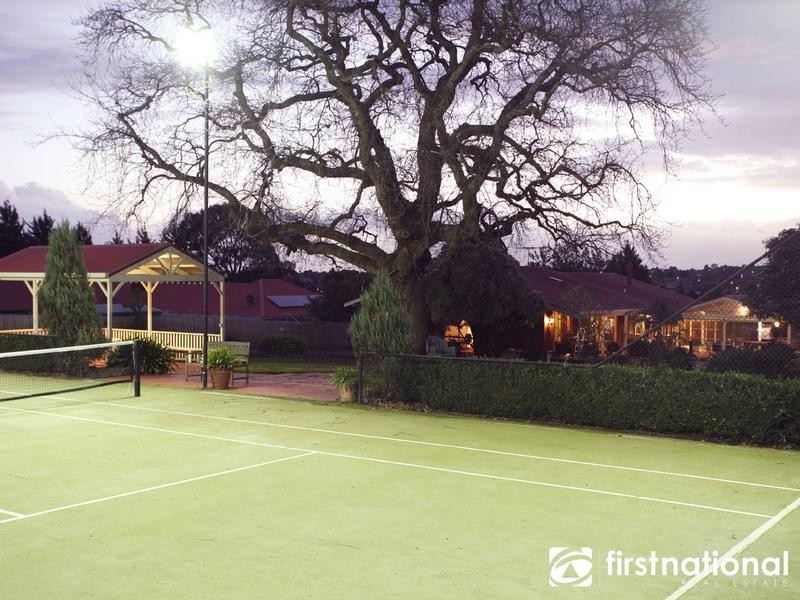 1 Fairmont Court, Narre Warren North VIC 3804