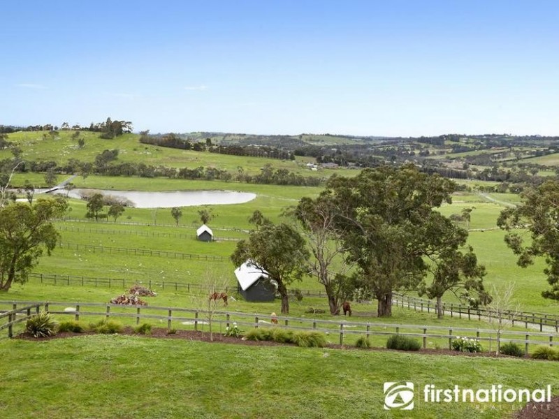 124 Kerrs La, Lysterfield VIC 3156