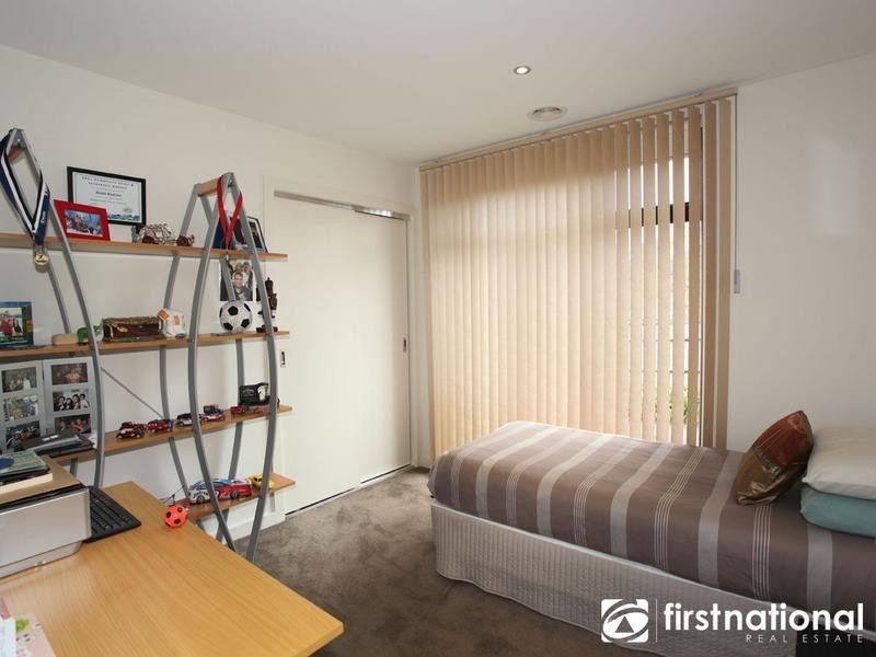 1/4 Harkaway Road, Berwick VIC 3806