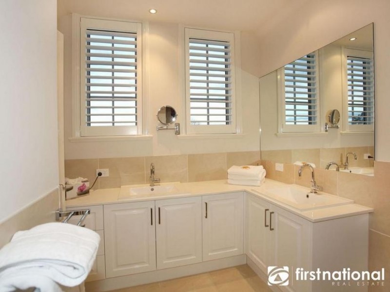 5 Avard Court, Berwick VIC 3806