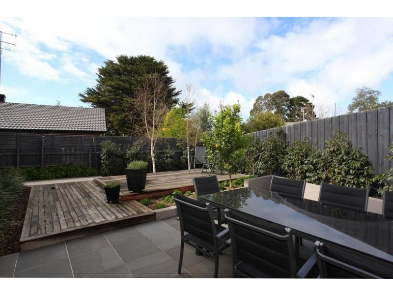 39 Gardiner Street, Berwick VIC 3806