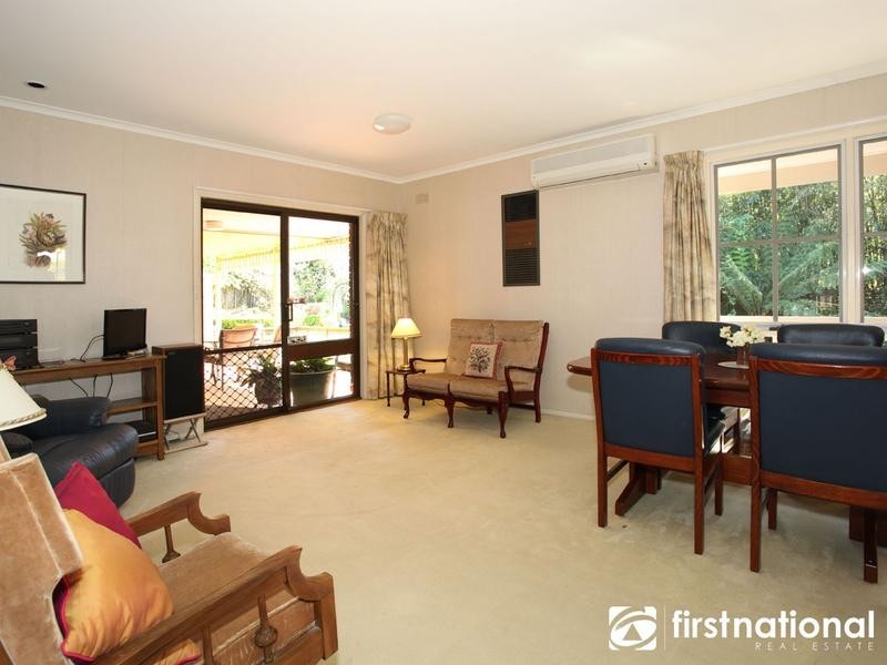 40 Outlook Drive, Berwick VIC 3806