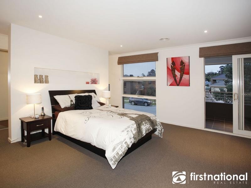91 Whistler Drive, Berwick VIC 3806