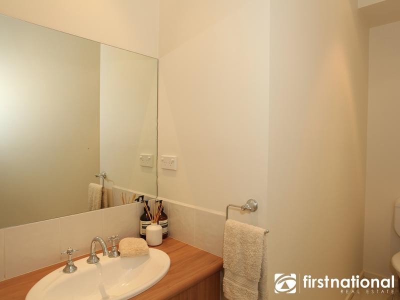 10 Reid Mews, Berwick VIC 3806