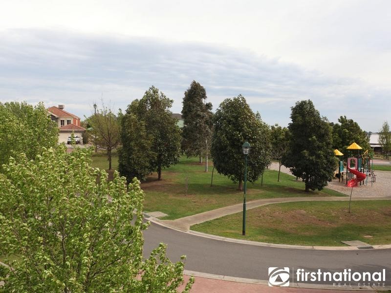 10 Reid Mews, Berwick VIC 3806