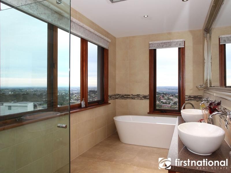 12 Panoramic Terrace, Berwick VIC 3806