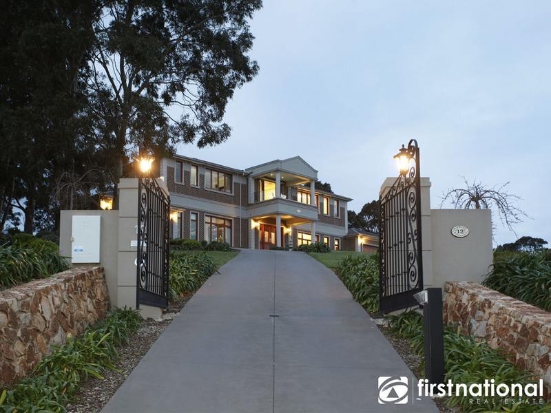 12 Panoramic Terrace, Berwick VIC 3806