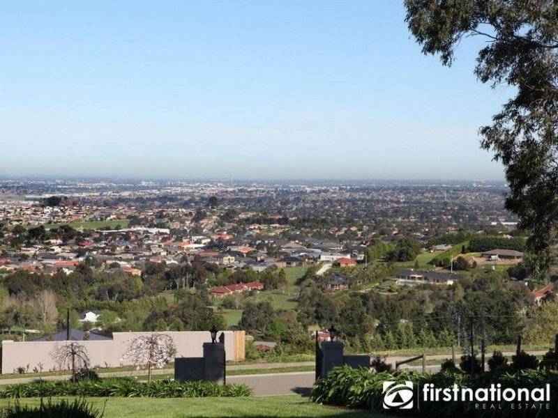 12 Panoramic Terrace, Berwick VIC 3806