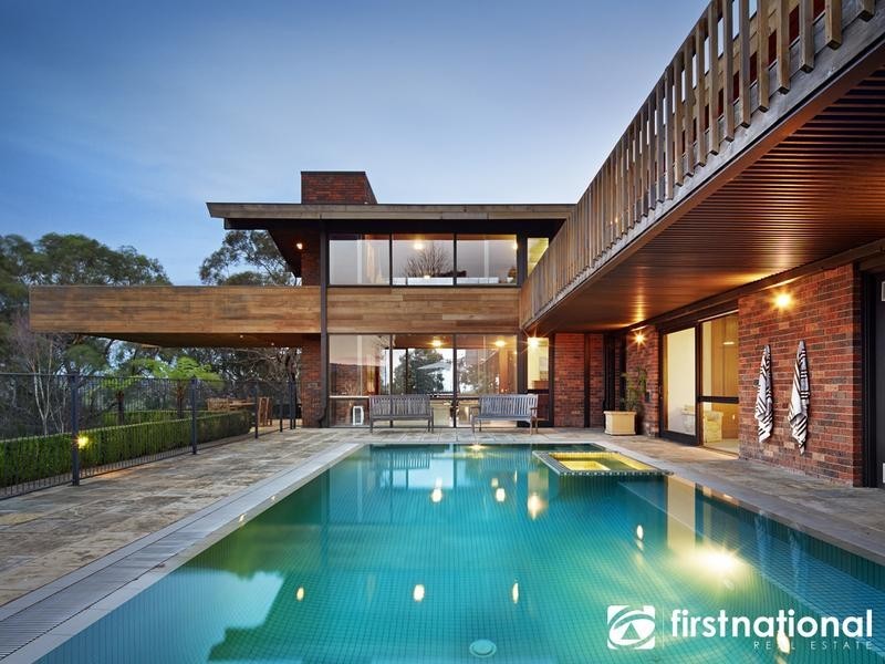 35 Norfolk Road, Narre Warren North VIC 3804