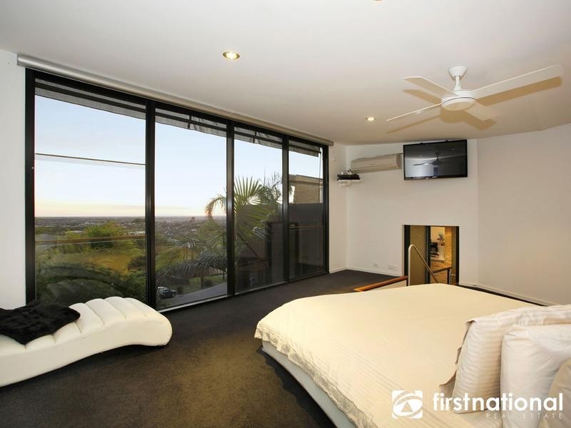 2 Natren Court, Berwick VIC 3806
