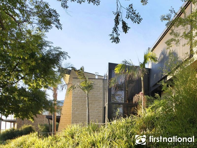 2 Natren Court, Berwick VIC 3806