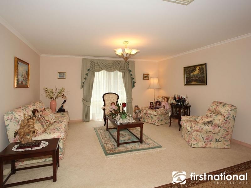 64 Jerilderie Drive, Berwick VIC 3806