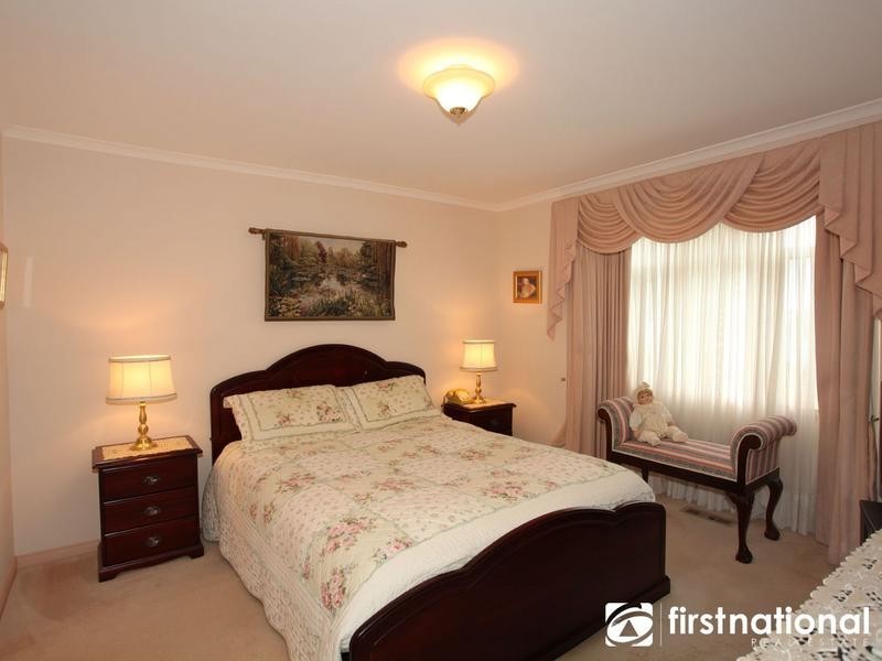 64 Jerilderie Drive, Berwick VIC 3806