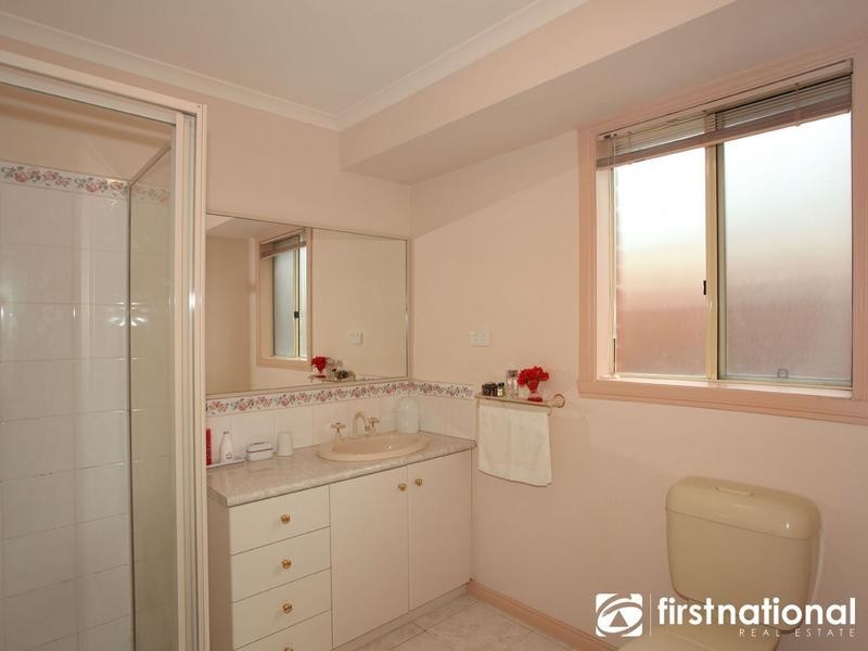 64 Jerilderie Drive, Berwick VIC 3806