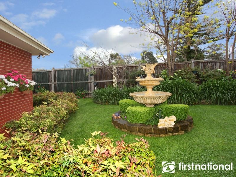 64 Jerilderie Drive, Berwick VIC 3806