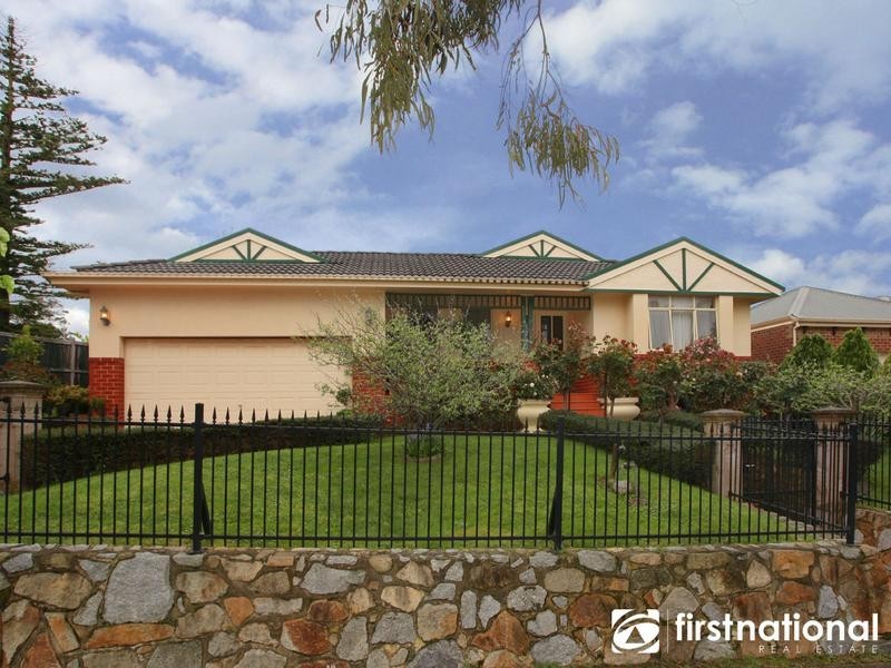 64 Jerilderie Drive, Berwick VIC 3806