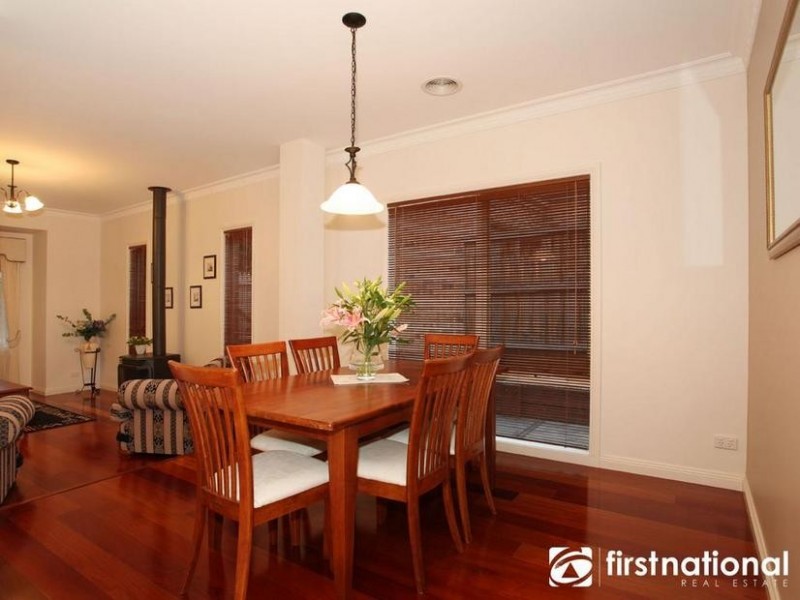 74 Fairholme Boulevard, Berwick VIC 3806