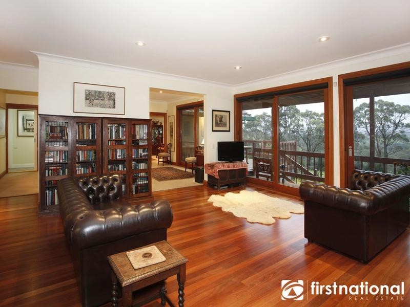 48 Rowallan Ave, Harkaway VIC 3806