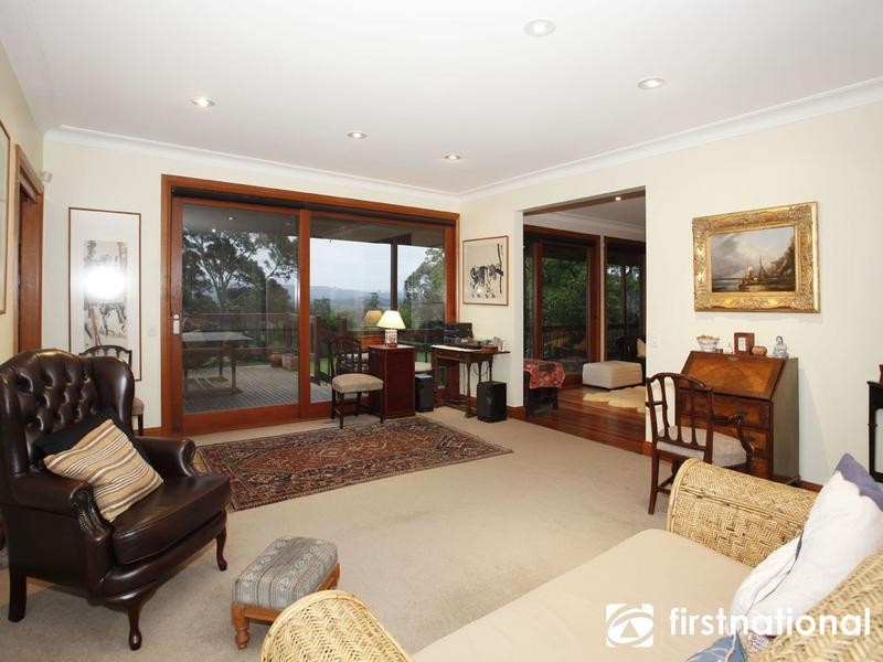 48 Rowallan Ave, Harkaway VIC 3806