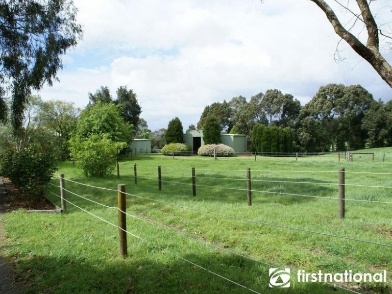 48 Rowallan Ave, Harkaway VIC 3806