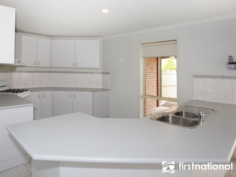 11 Rochford Place, Narre Warren South VIC 3805