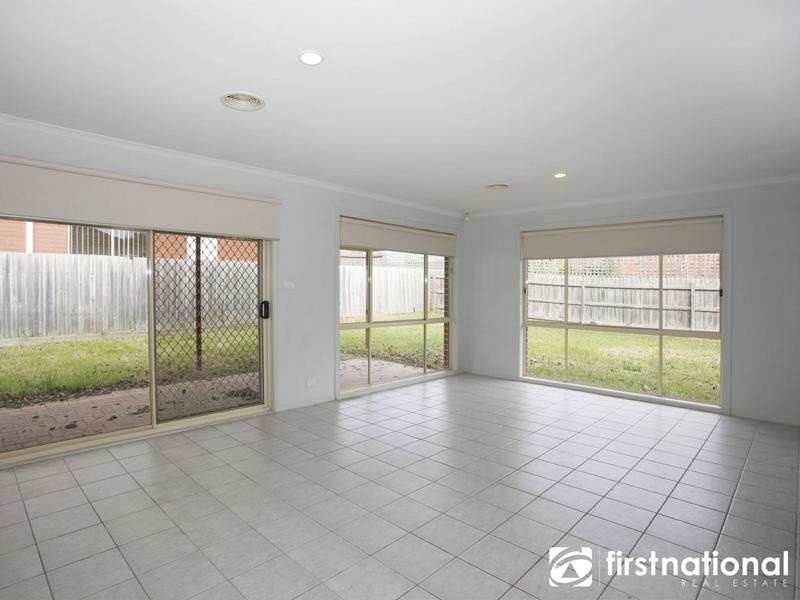 11 Rochford Place, Narre Warren South VIC 3805