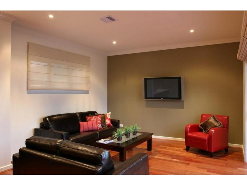 3/25 Canberra Avenue, Berwick VIC 3806